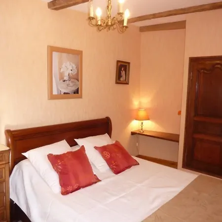 Maison Individuelle Renovee Avec Terrasse, 2 Et Toutes Commodites - Fr-1-742-473 Hébergement de vacances *